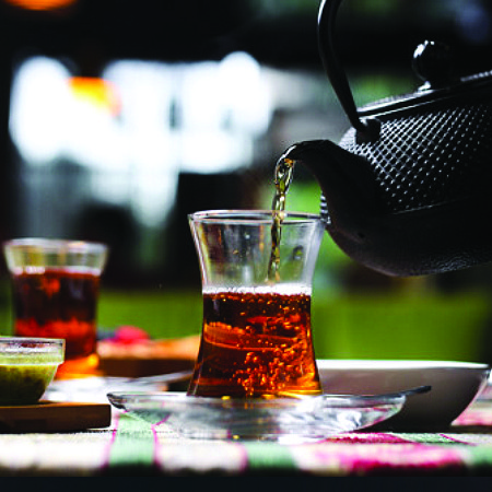 Herbata z tradycyjnego czajnika